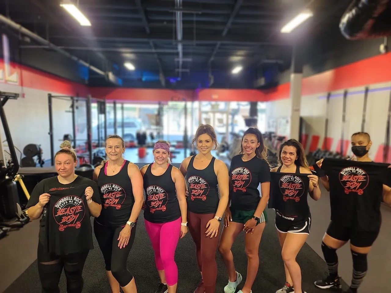 Dumbbell Rock class — group formation with weights